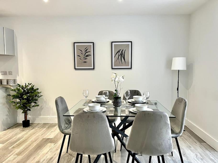 Вилла Luxury 3 Bed House W Parking & Garden! 1 Борнмут Экстерьер фото